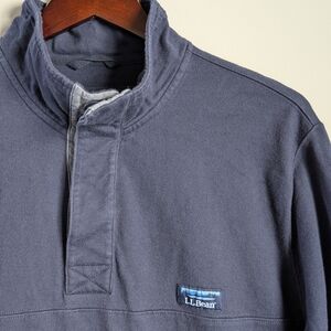 L.L. Bean Men's Large Navy Blue 100% Cotton Quarter Button Mock Neck Pullover